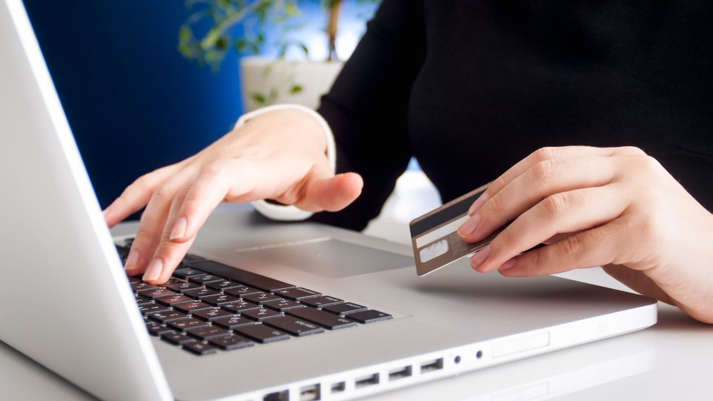 ¿Cómo manejas tu cuenta bancaria digital?