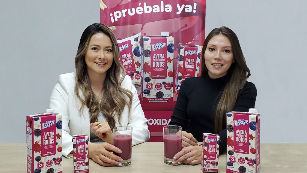 Nueva avena con frutos rojos