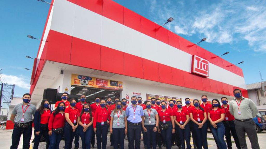 Tía inaugura su local 61 en Guayaquil