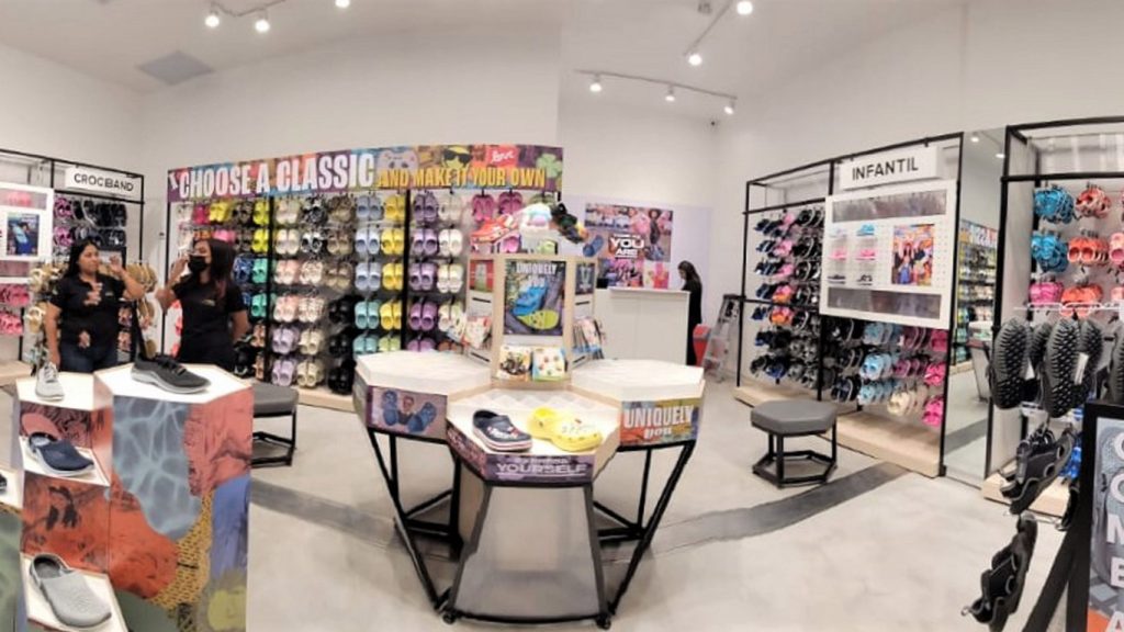 Crocs inaugura tienda en el sur de Guayaquil