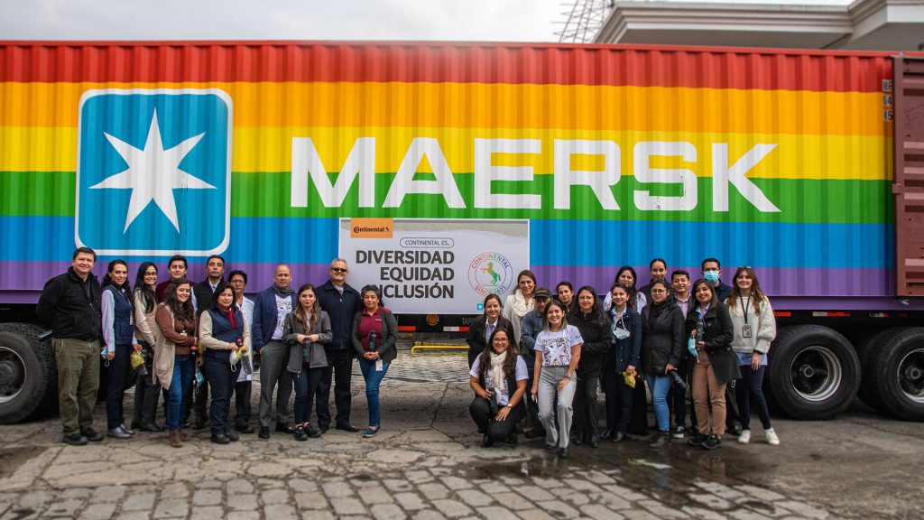 El contenedor arcoíris promueve la igualdad