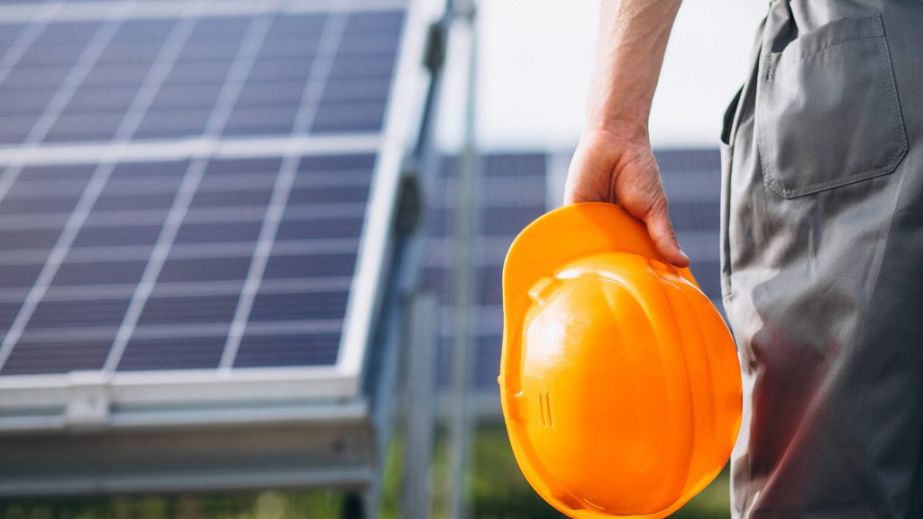 Tía aprovecha la energía solar en Centro de Distribución