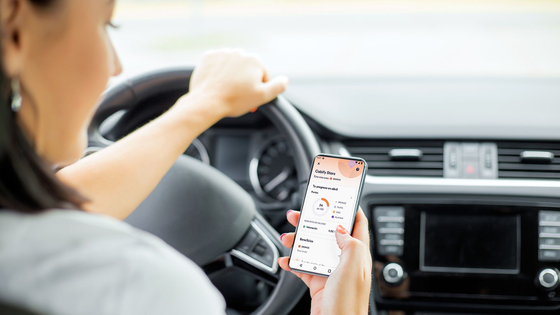 Cabify ofrece más beneficios a conductores