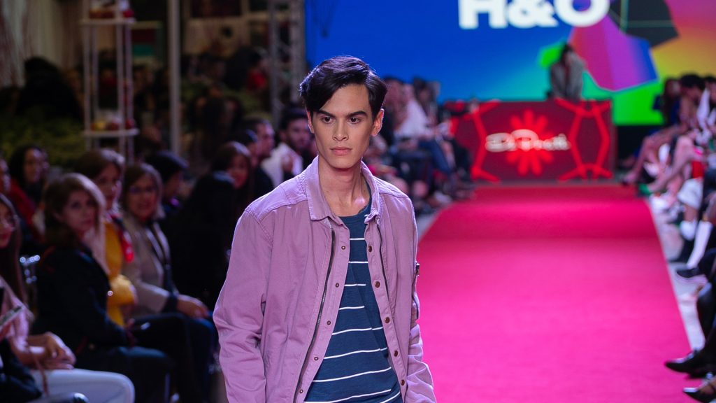 De Prati presentó su colección Red Edition 2022