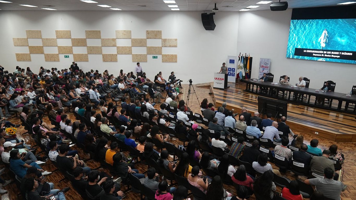 Se realizó encuentro académico sobre el cuidado de los océanos