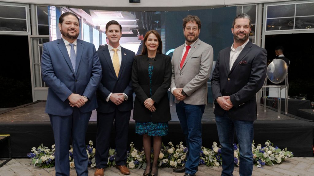 Alianza para fortalecer servicios de la nube