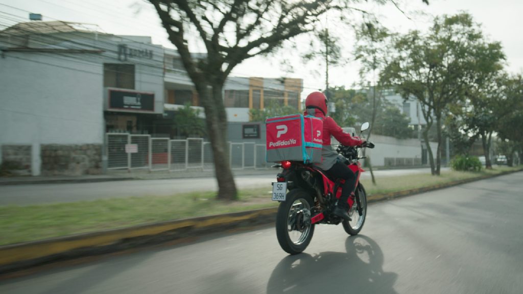 ANT capacitó en seguridad vial a repartidores de PedidosYa