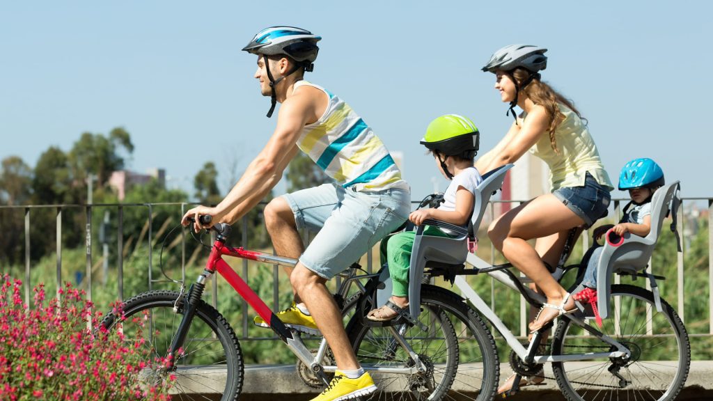 Vacaciones familiares: ¿Cómo proteger al medio ambiente y optimizar gastos?