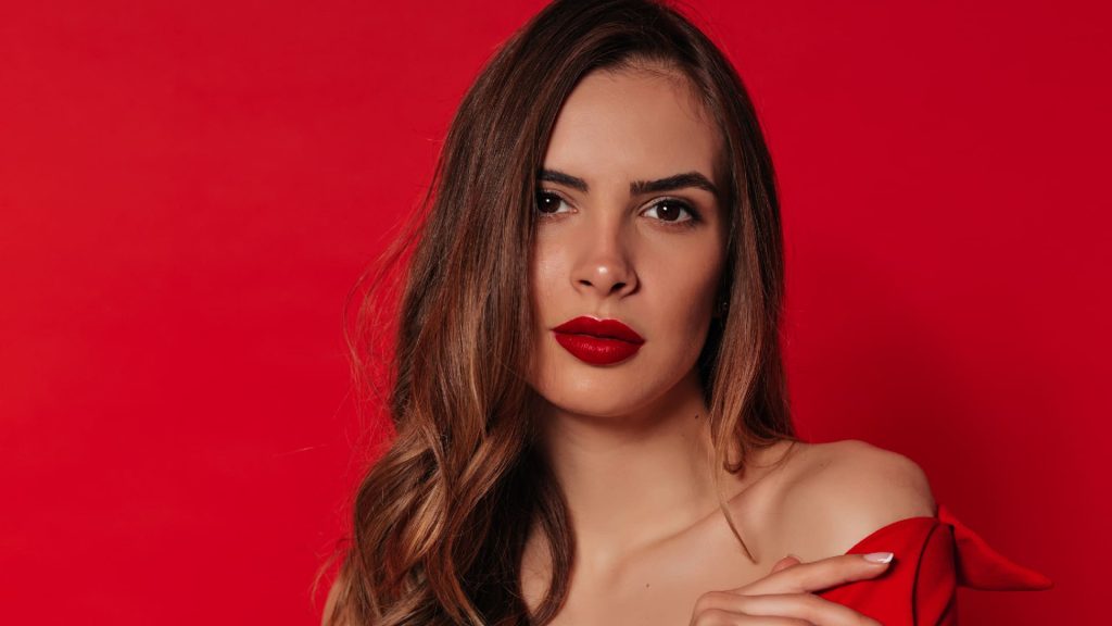 Avon invita a sumar la voz contra la violencia de género