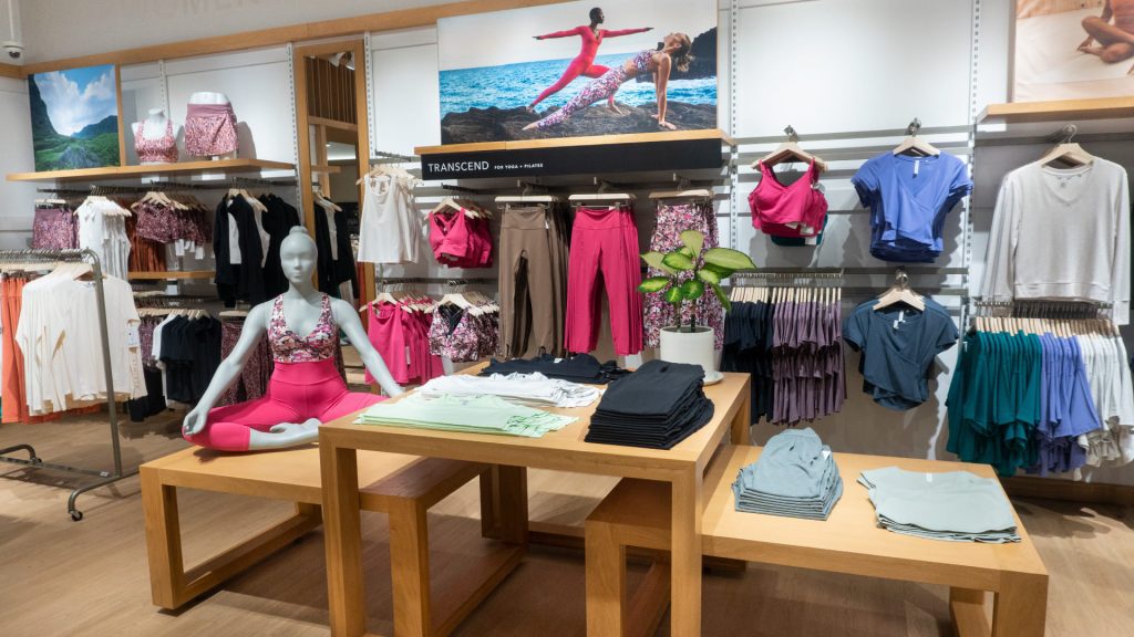 Athleta abre su primera tienda en Ecuador