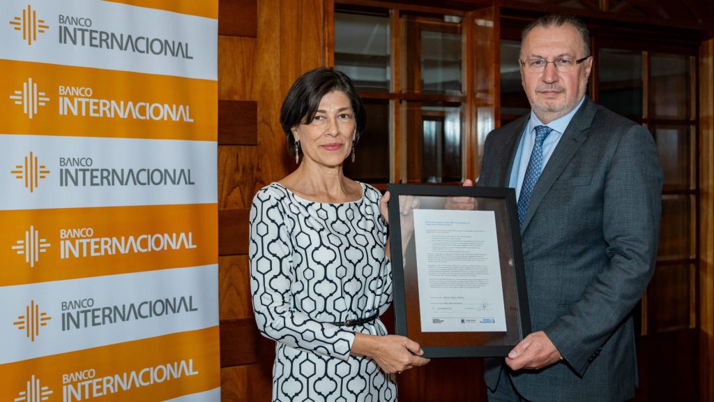 Banco Internacional impulsa el empoderamiento de las mujeres