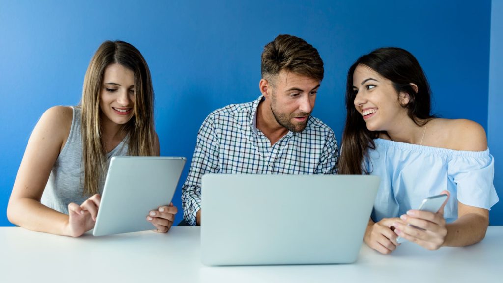 ¿Cómo disminuir la brecha de talento digital en Latinoamérica?