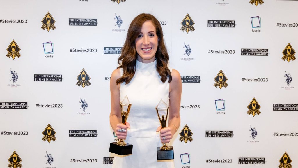 ATREVIA recibe Triple Oro en los Stevie® Awards