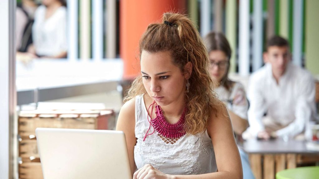 becas posgrados online