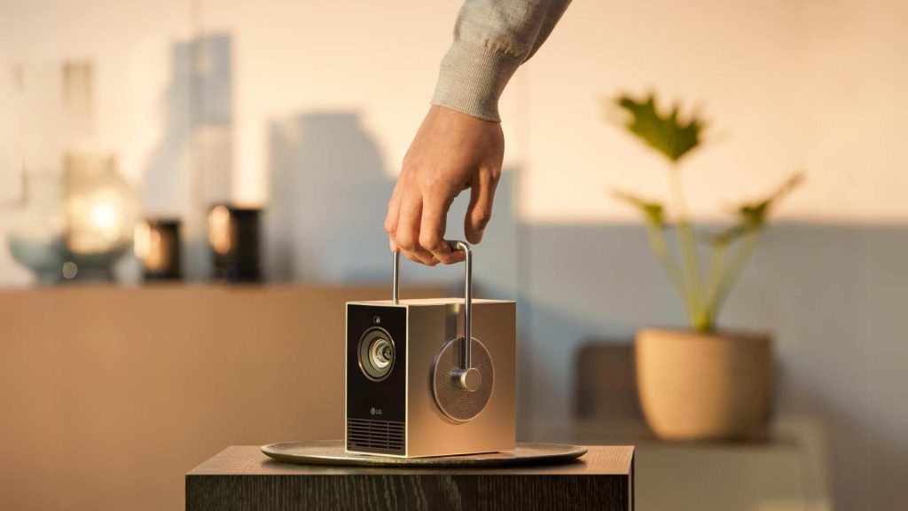 LG CineBeam Q