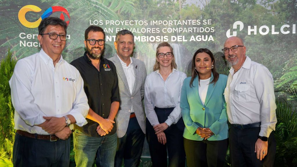 cuidado del agua holcim ecuador cervecería nacional