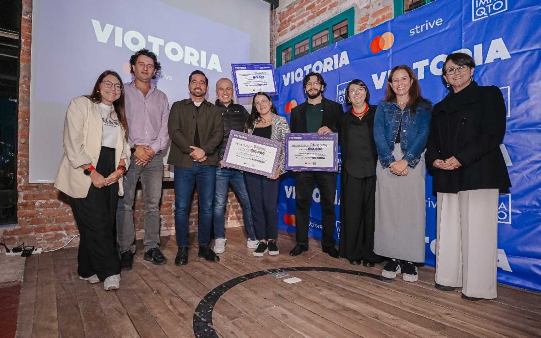 Reconocimiento a startup que digitaliza pequeños negocios