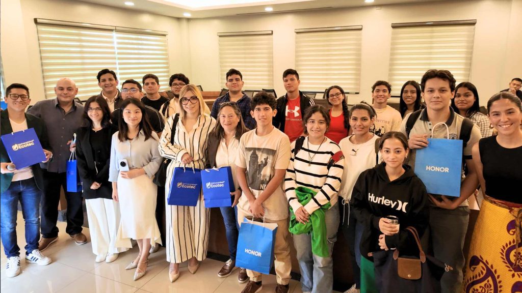 HONOR cree en el poder transformador de la educación