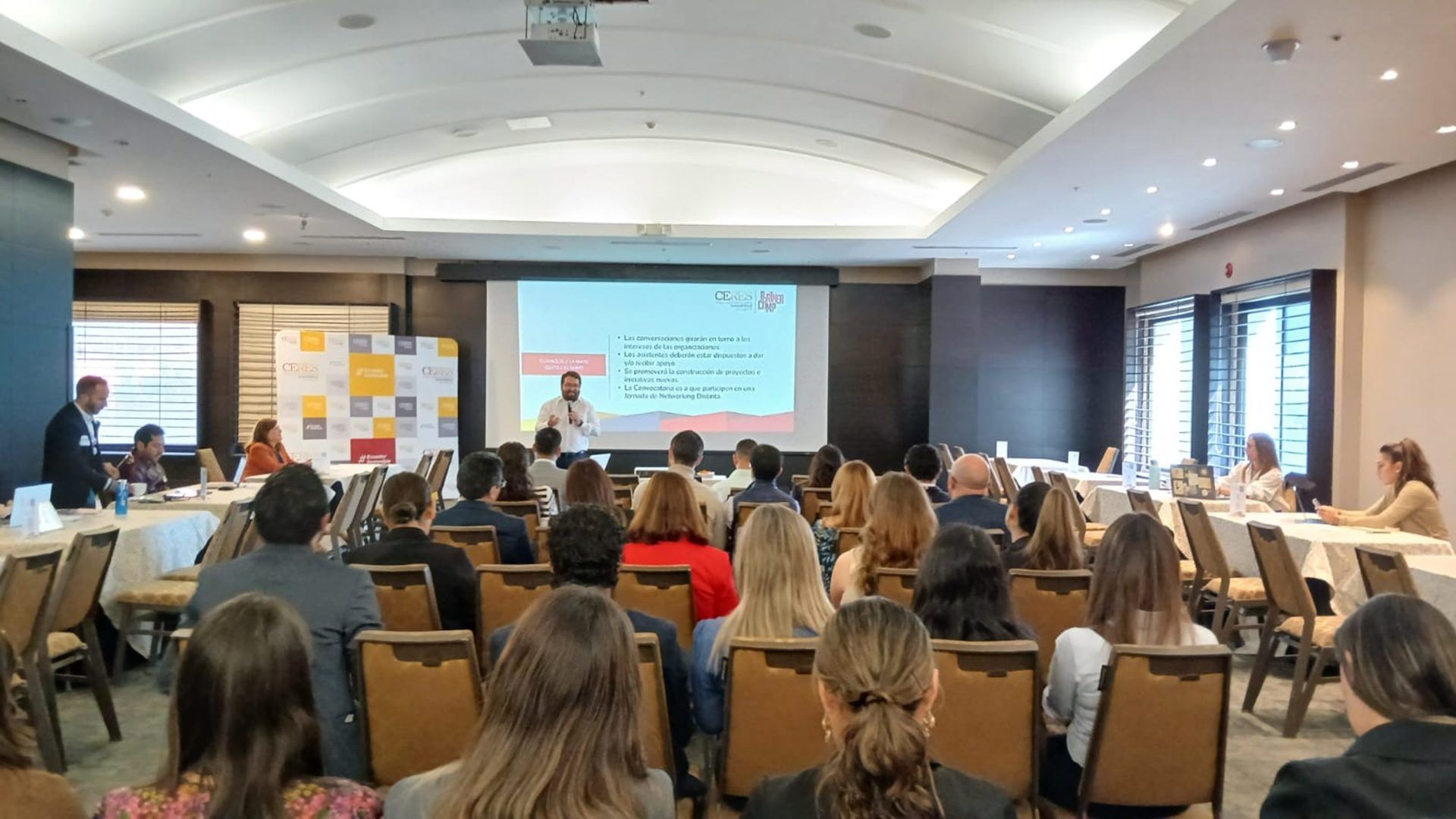 Alianzas estratégicas una vía inteligente para el desarrollo sostenible y la competitividad Alianzas estratégicas: una vía inteligente para el desarrollo sostenible y la competitividad