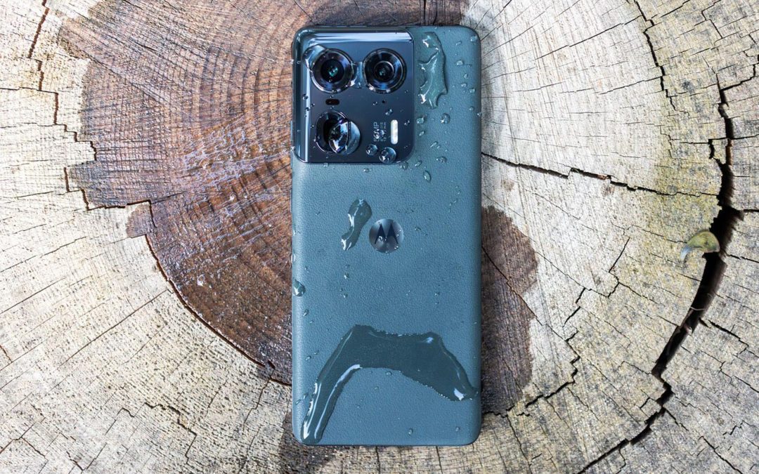 ¡El agua en la pantalla de tu smartphone ya no será un problema!