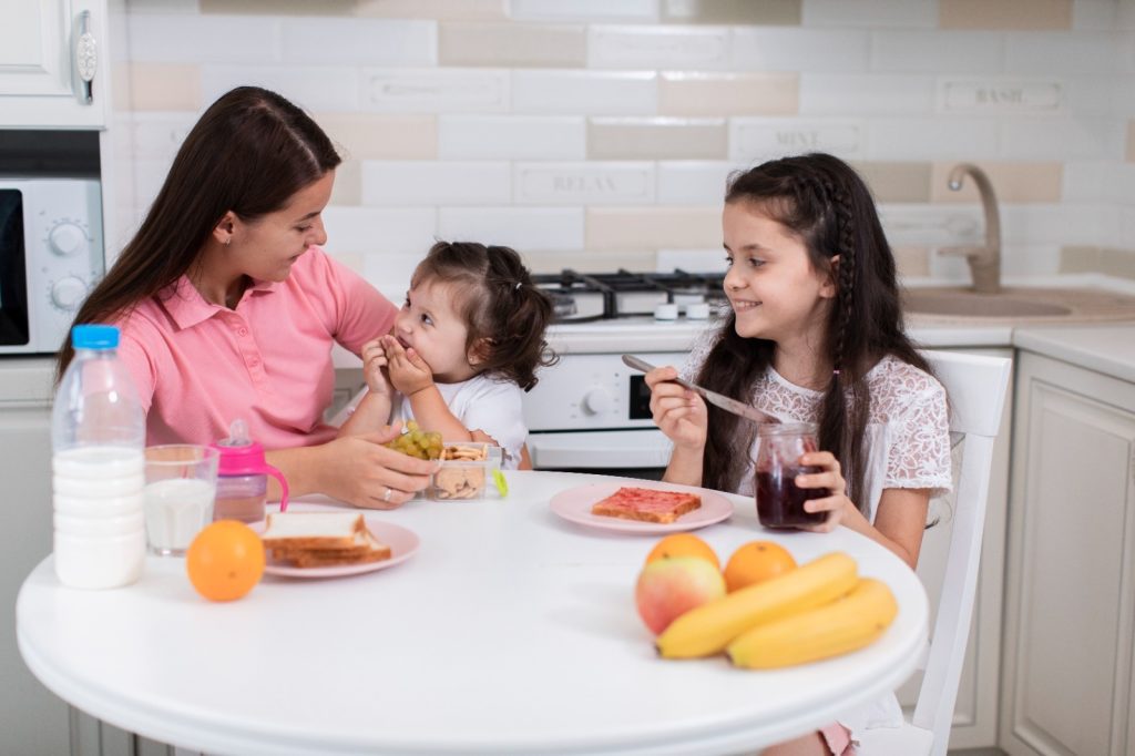 Vacaciones, ¿el momento ideal para cuidar la alimentación de los niños?