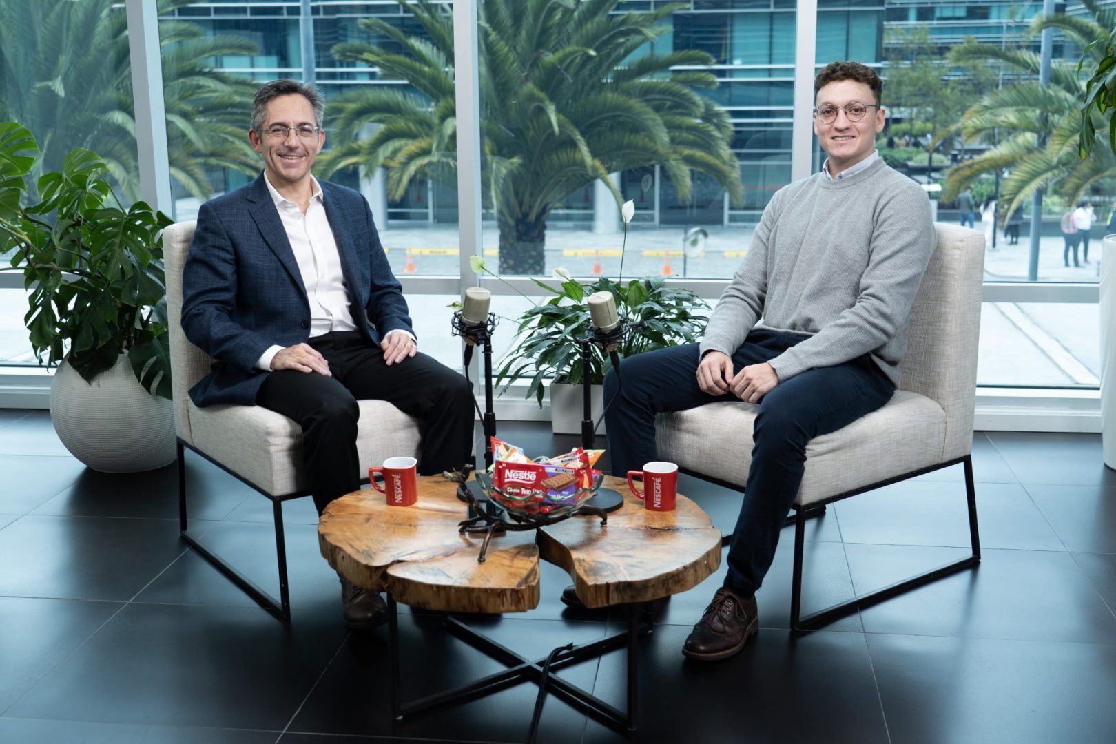 13. Conecta con futuro Transformación digital y liderazgo joven marcan el regreso del podcast “Conéctate con tu Futuro”