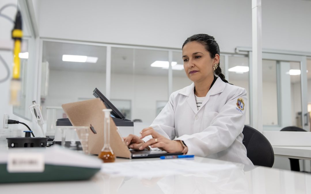 UTPL impulsa tecnologías de IA para la detección temprana del cáncer