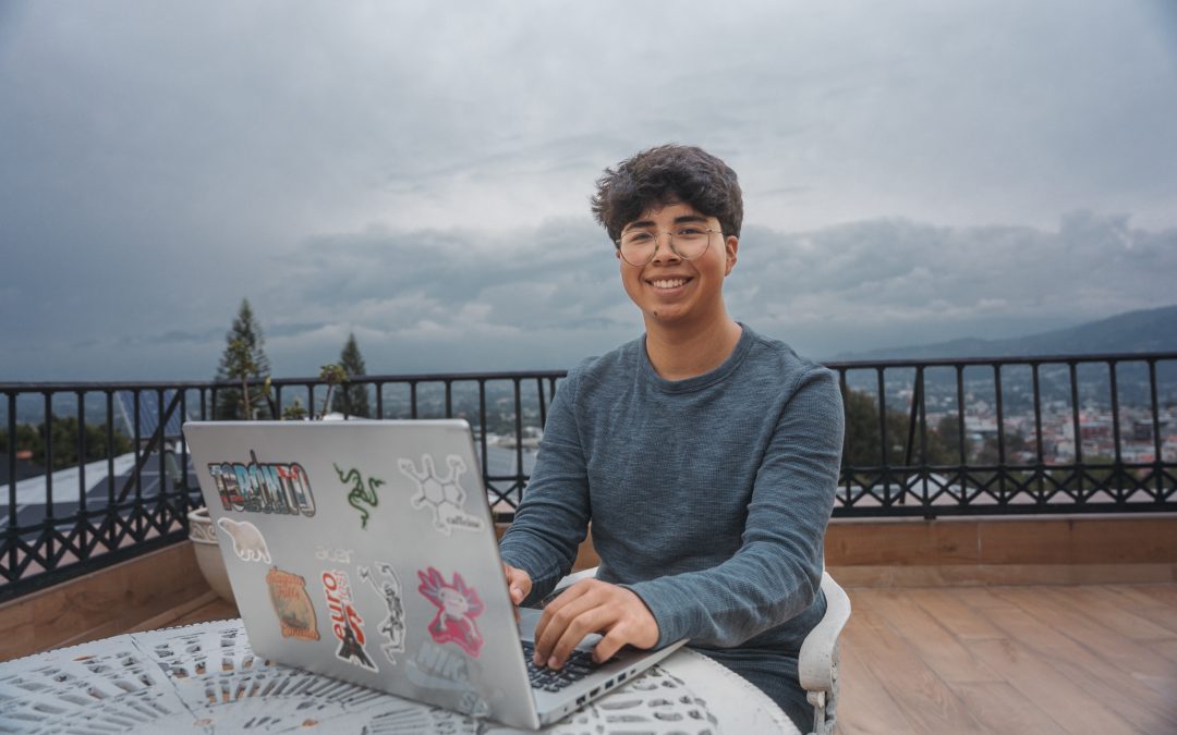Estudiante ecuatoriano, entre los 11 mejores programadores del mundo