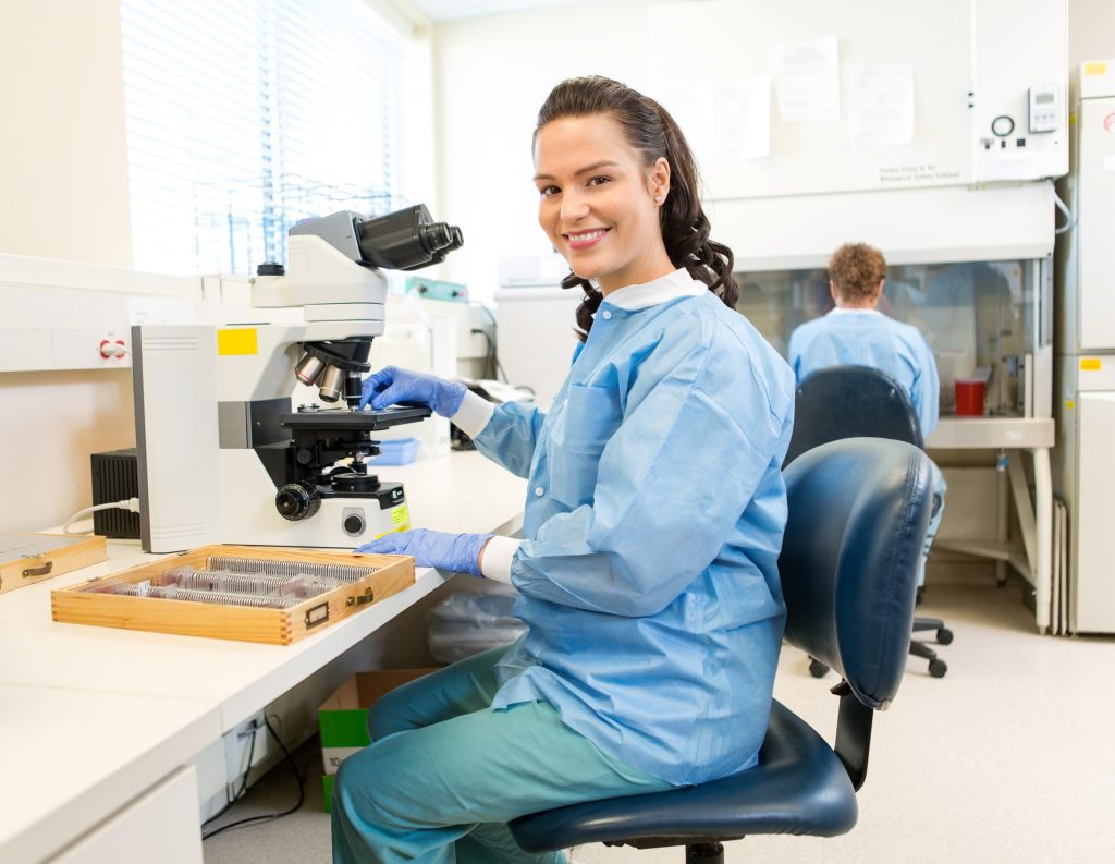 En Latam: 41% de graduados en carreras STEM son mujeres