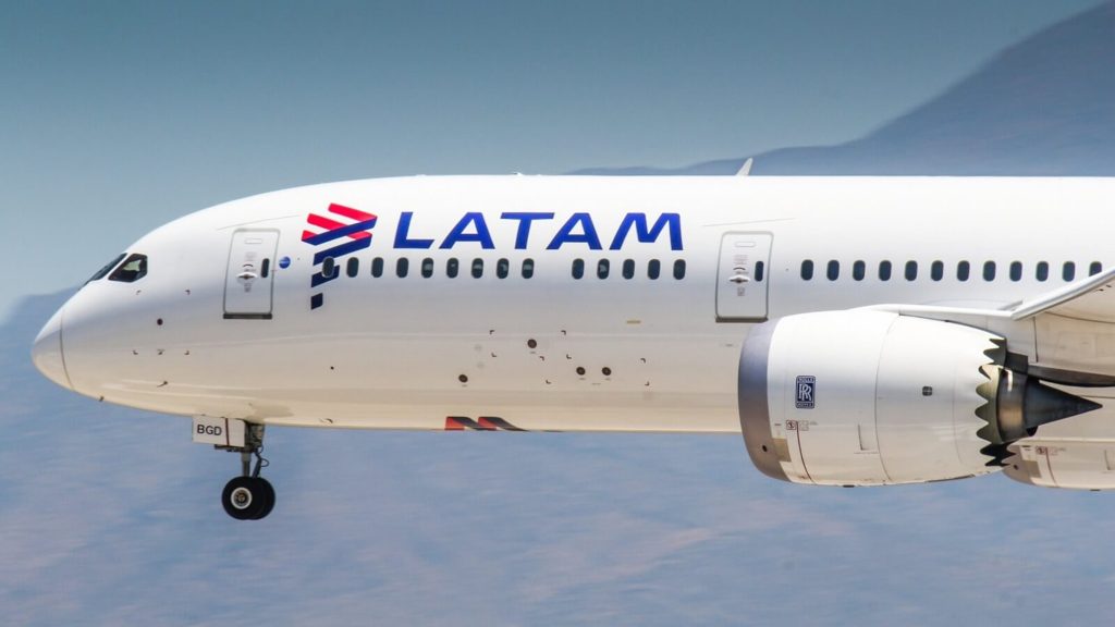 LATAM realiza su primer vuelo de larga distancia con Wi-Fi a bordo