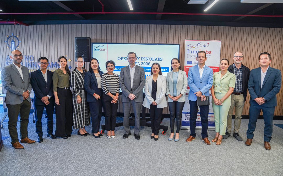 UTPL estrena laboratorio para acelerar proyectos de transformación digital